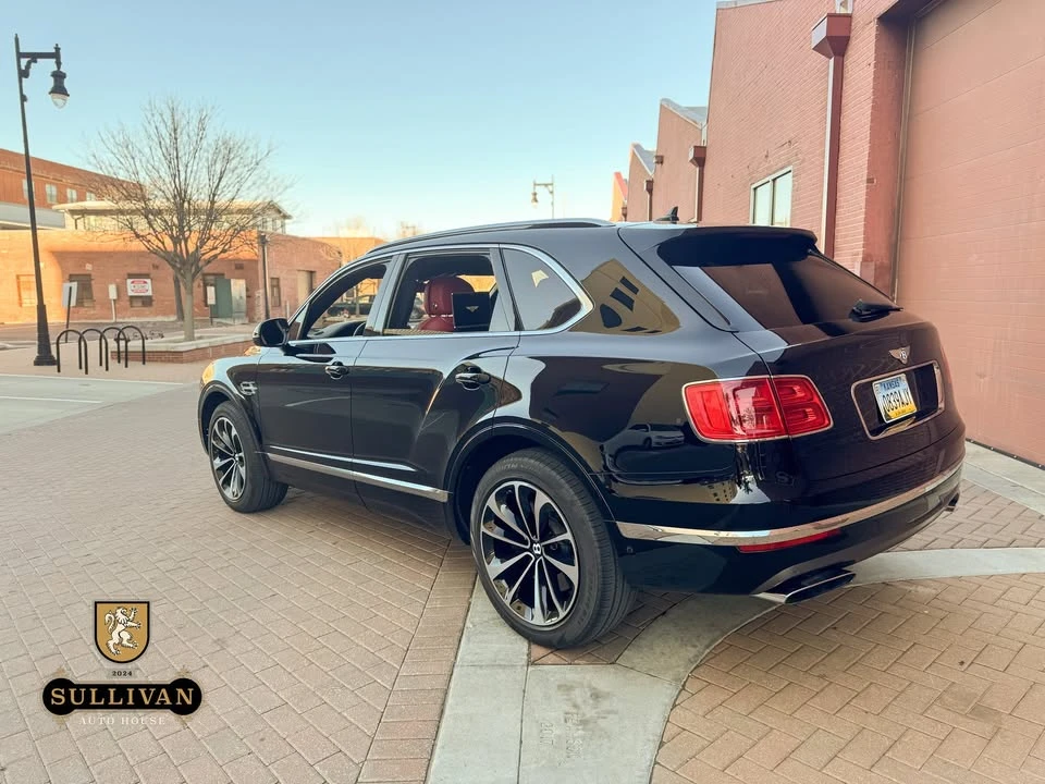 2017 Bentley Bentayga - Image 6 of 18