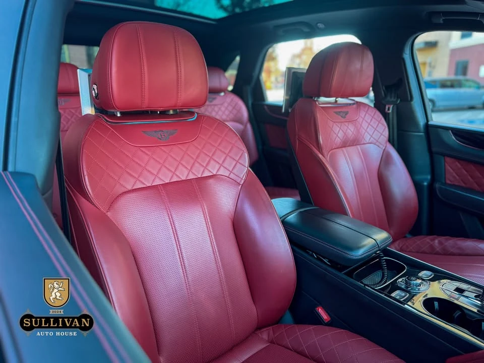 2017 Bentley Bentayga - Image 13 of 18
