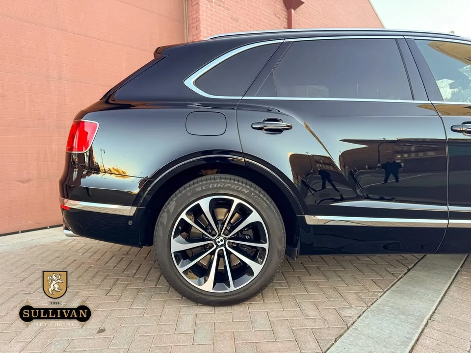 2017 Bentley Bentayga - Image 3 of 18