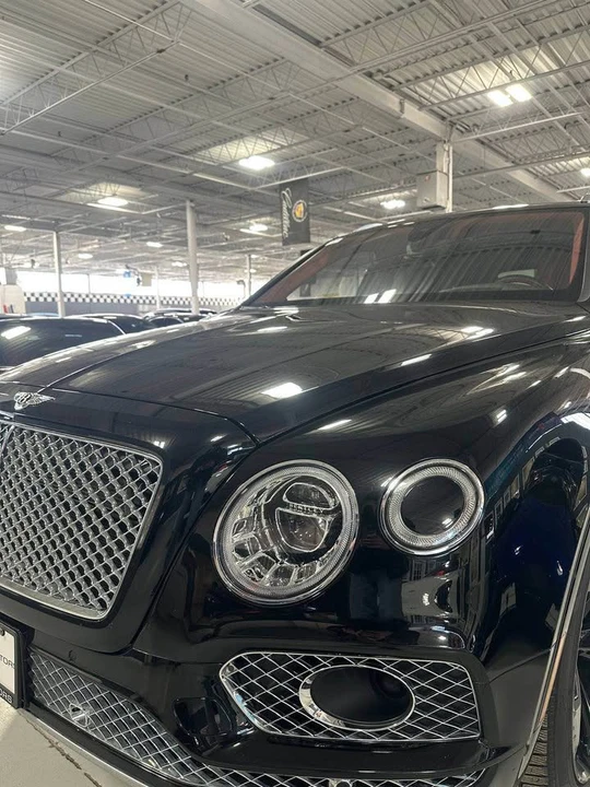 2017 Bentley Bentayga - Image 3 of 6