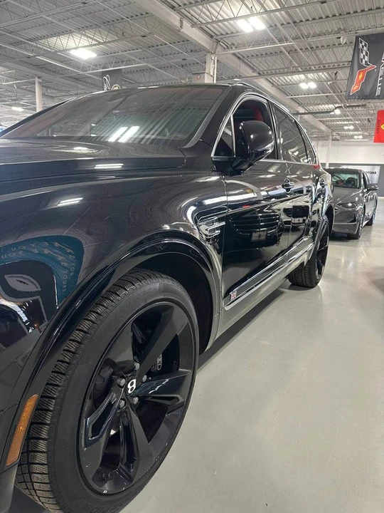 2017 Bentley Bentayga - Image 4 of 6