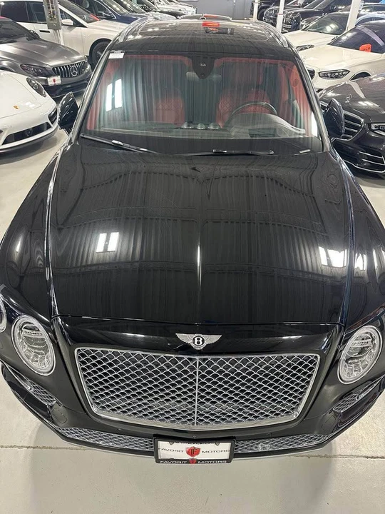 2017 Bentley Bentayga - Image 5 of 6