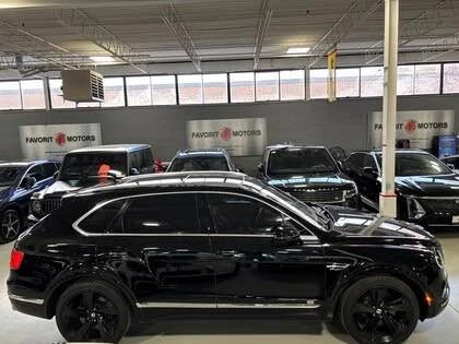2017 Bentley Bentayga - Image 4 of 12