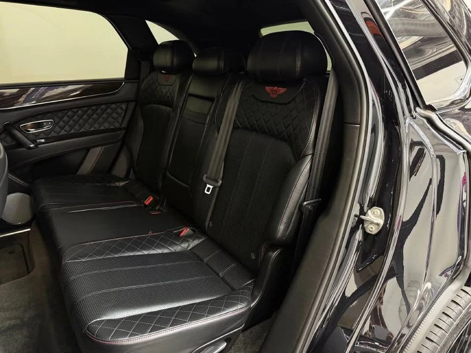 2017 Bentley Bentayga - Image 11 of 16
