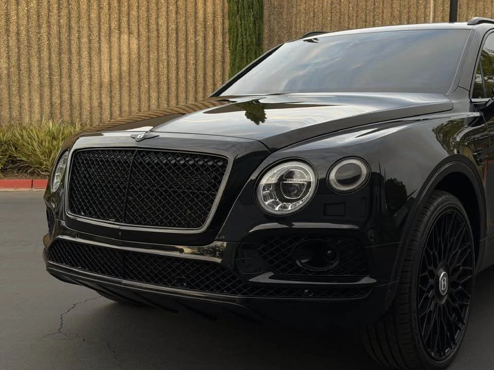 2017 Bentley Bentayga - Image 6 of 16