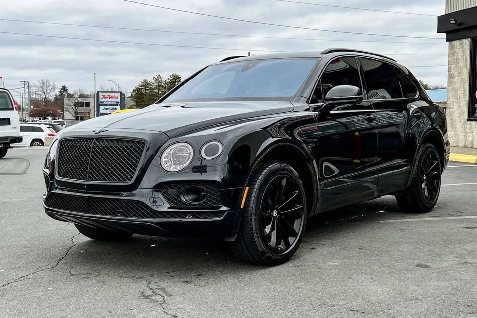 2017 Bentley Bentayga - Image 8 of 20