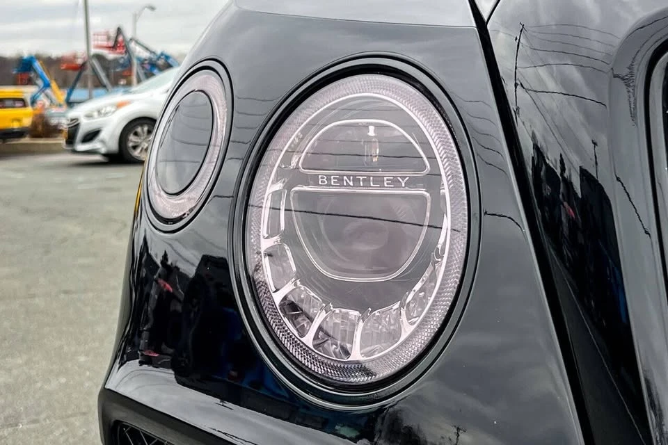 2017 Bentley Bentayga - Image 10 of 20