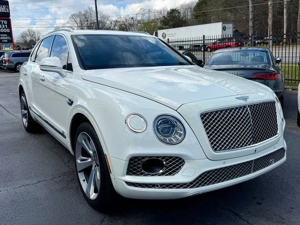 2017 Bentley Bentayga - Image 3 of 18
