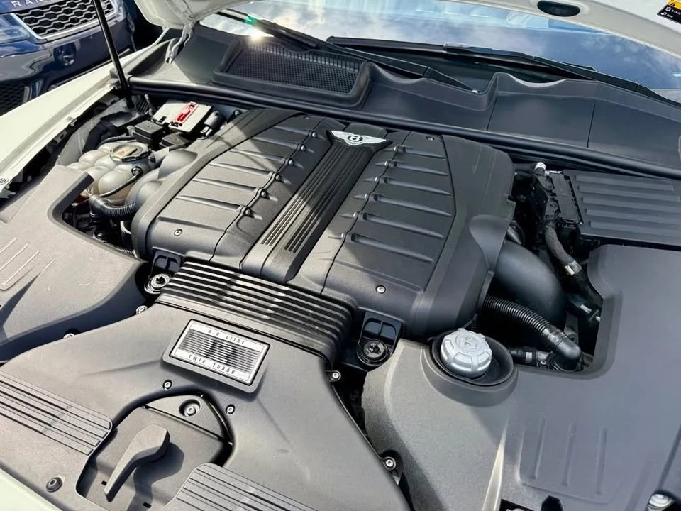 2017 Bentley Bentayga - Image 6 of 18