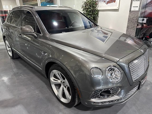 2017 Bentley Bentayga - Image 19 of 20