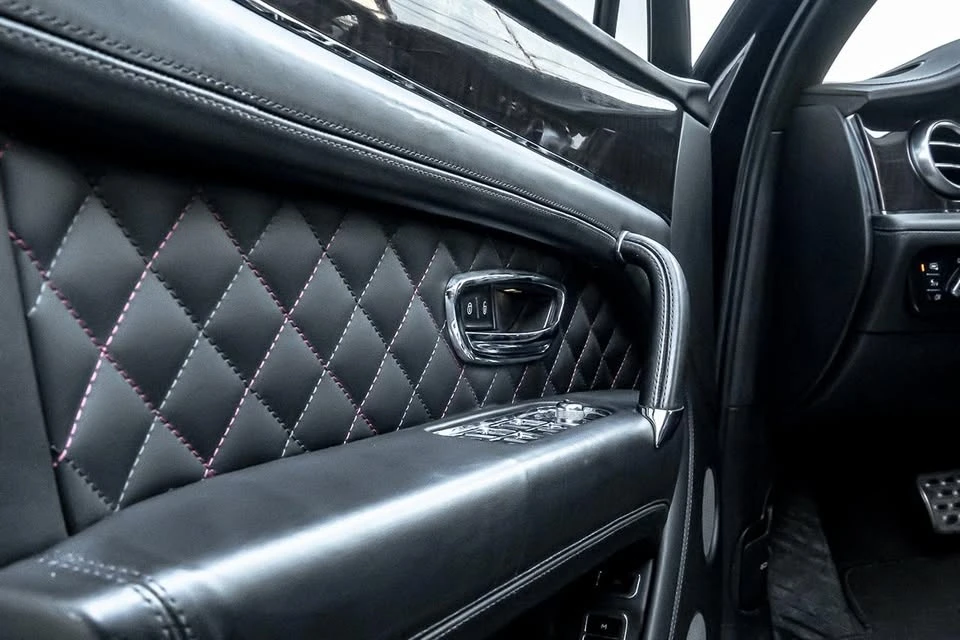 2017 Bentley Bentayga - Image 7 of 20