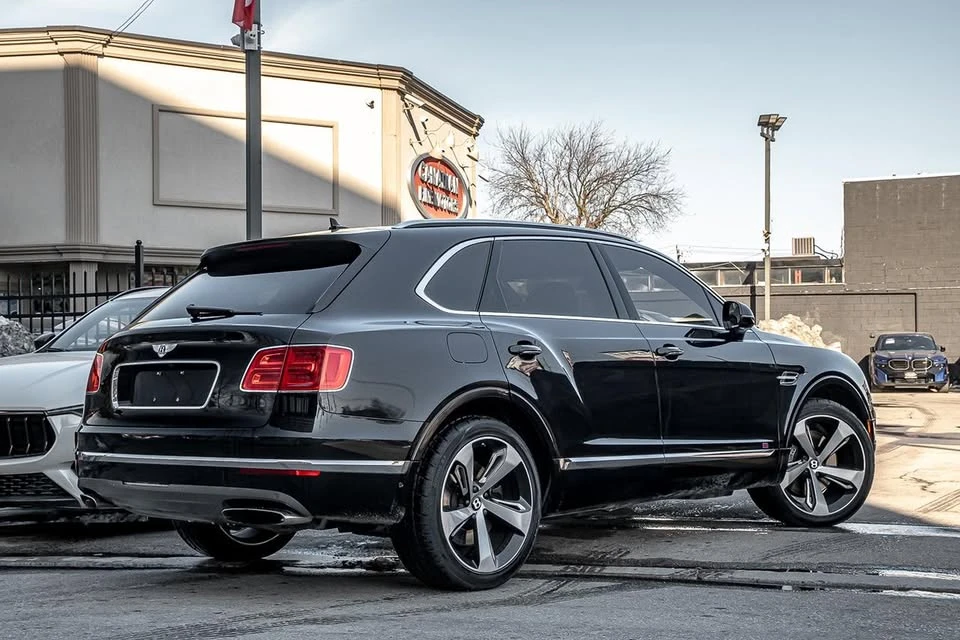 2017 Bentley Bentayga - Image 5 of 20