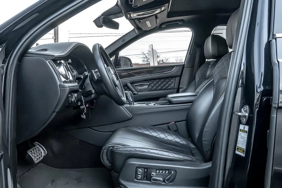 2017 Bentley Bentayga - Image 9 of 20