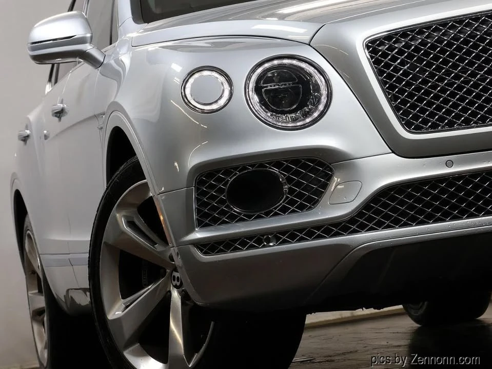 2017 Bentley Bentayga - Image 4 of 20