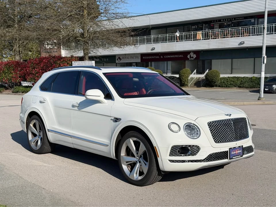 2017 Bentley Bentayga - Image 3 of 20