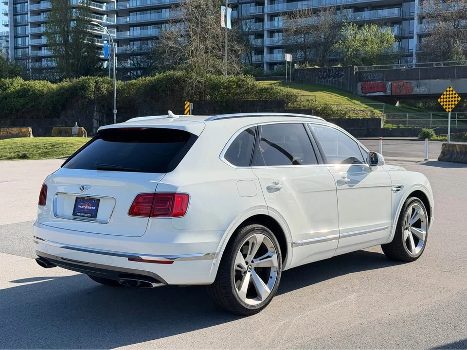 2017 Bentley Bentayga - Image 5 of 20