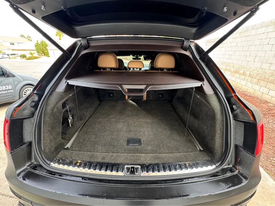2017 Bentley Bentayga - Image 8 of 18