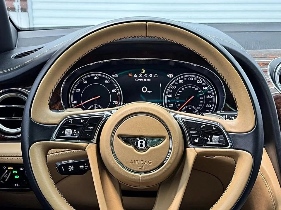 2017 Bentley Bentayga - Image 19 of 20