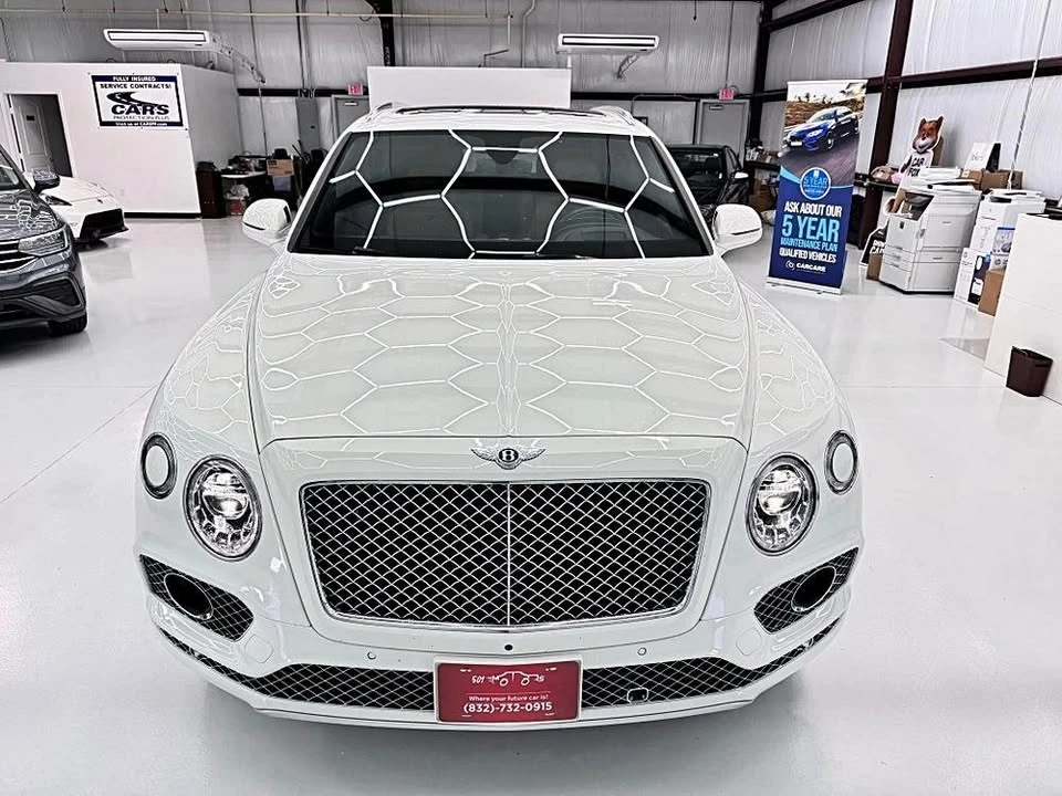 2017 Bentley Bentayga - Image 9 of 20