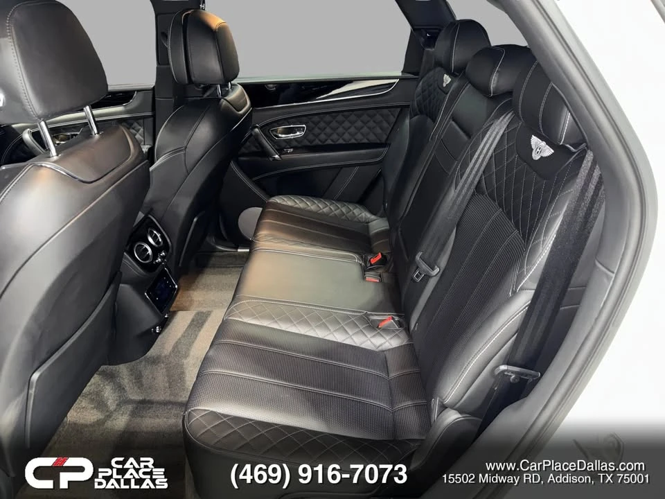 2017 Bentley Bentayga - Image 18 of 19