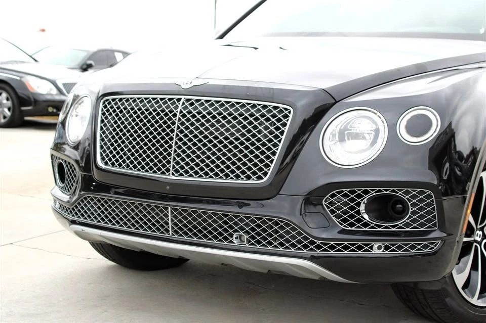 2017 Bentley Bentayga - Image 11 of 19