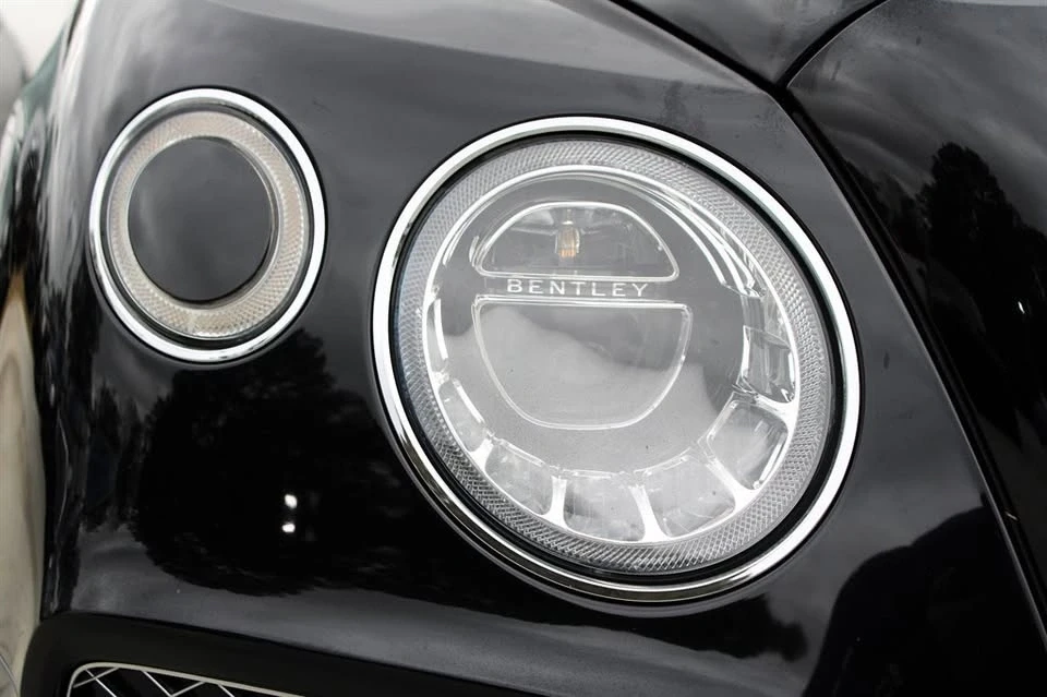 2017 Bentley Bentayga - Image 12 of 19