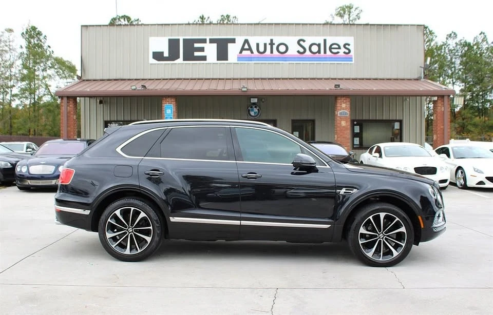 2017 Bentley Bentayga - Image 8 of 19