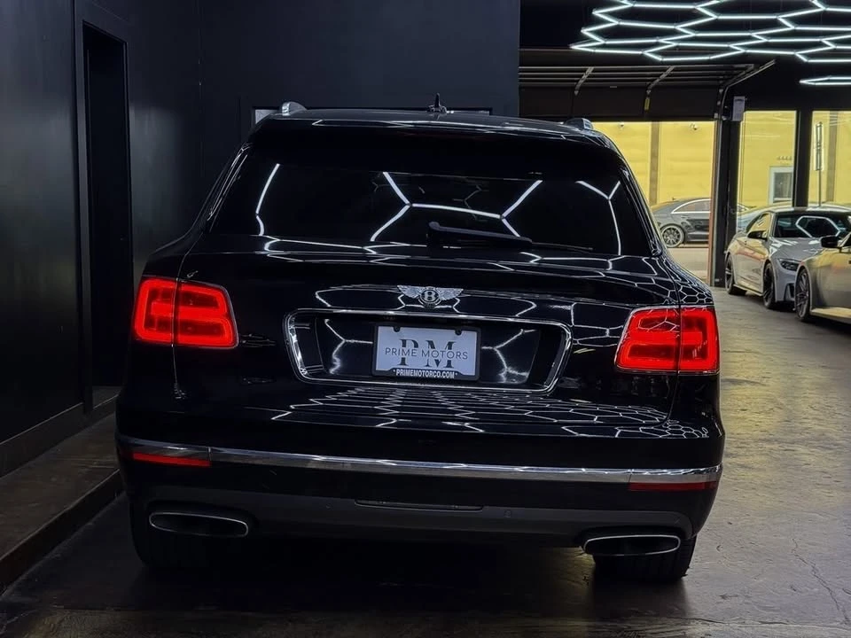 2017 Bentley Bentayga - Image 8 of 20