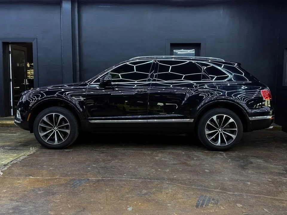 2017 Bentley Bentayga - Image 4 of 20