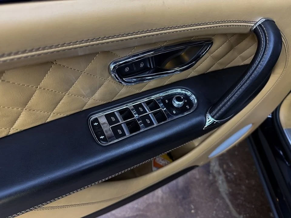 2017 Bentley Bentayga - Image 11 of 20