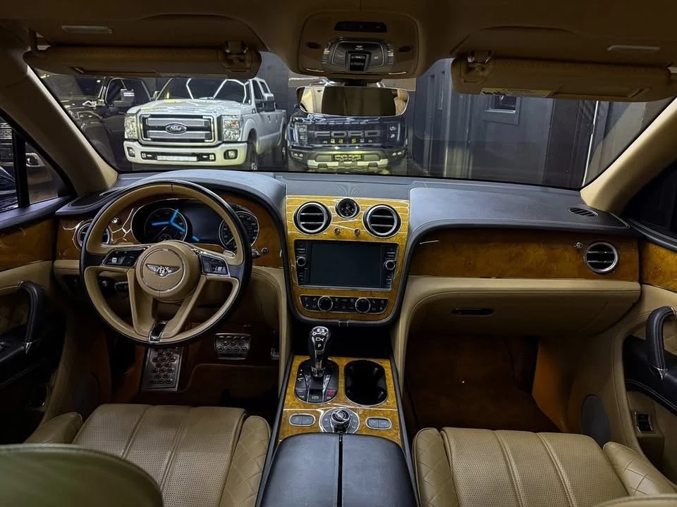 2017 Bentley Bentayga - Image 20 of 20