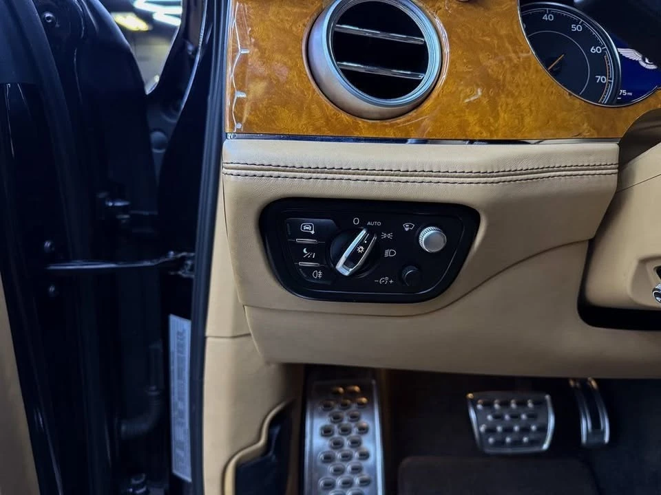 2017 Bentley Bentayga - Image 12 of 20