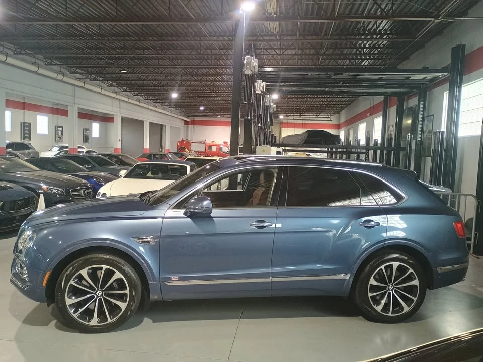 2017 Bentley Bentayga - Image 2 of 20