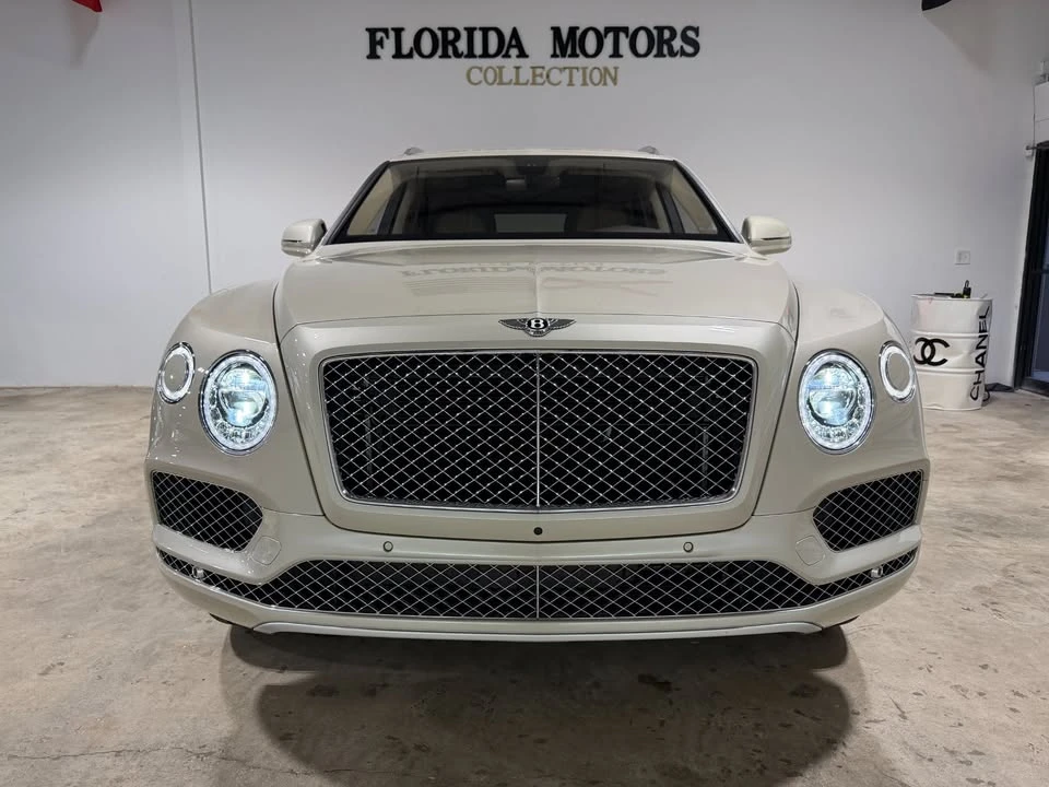 2017 Bentley Bentayga - Image 4 of 19