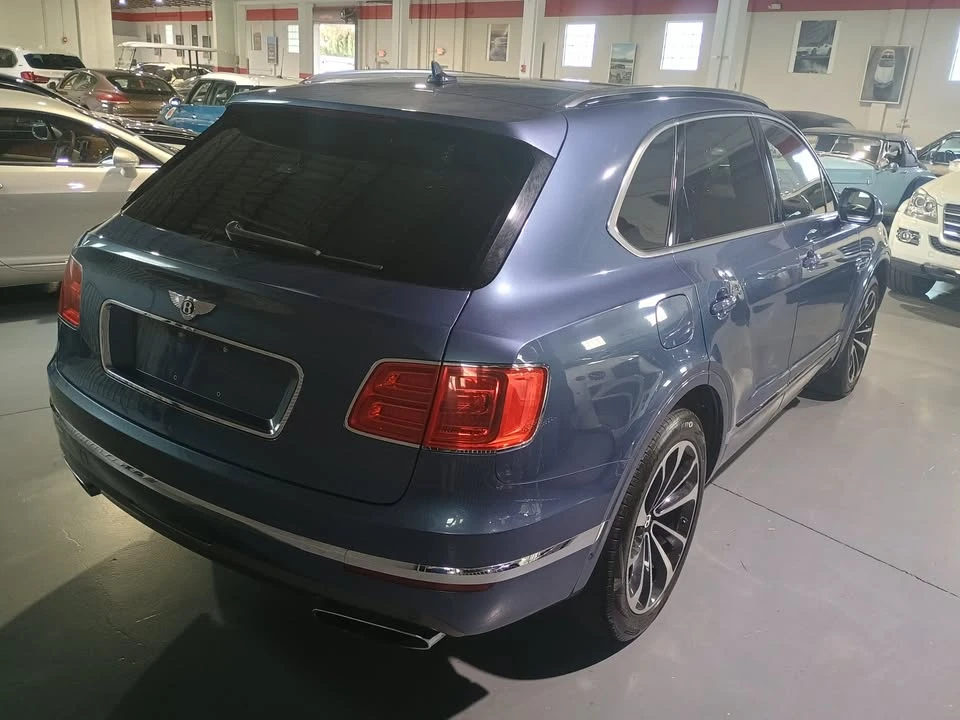 2017 Bentley Bentayga - Image 5 of 20