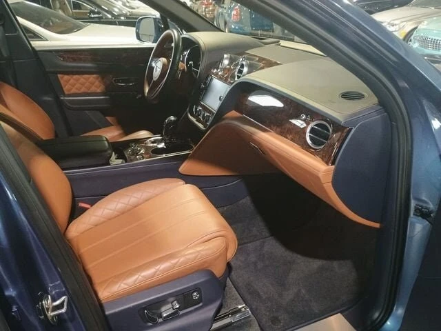 2017 Bentley Bentayga - Image 4 of 20