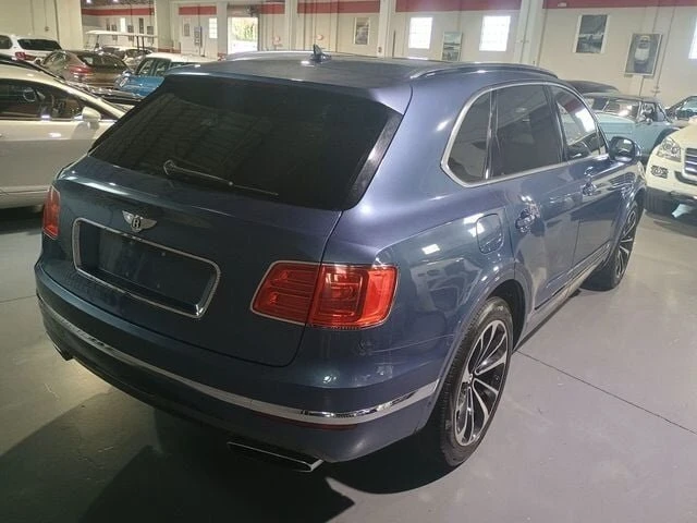 2017 Bentley Bentayga - Image 2 of 20