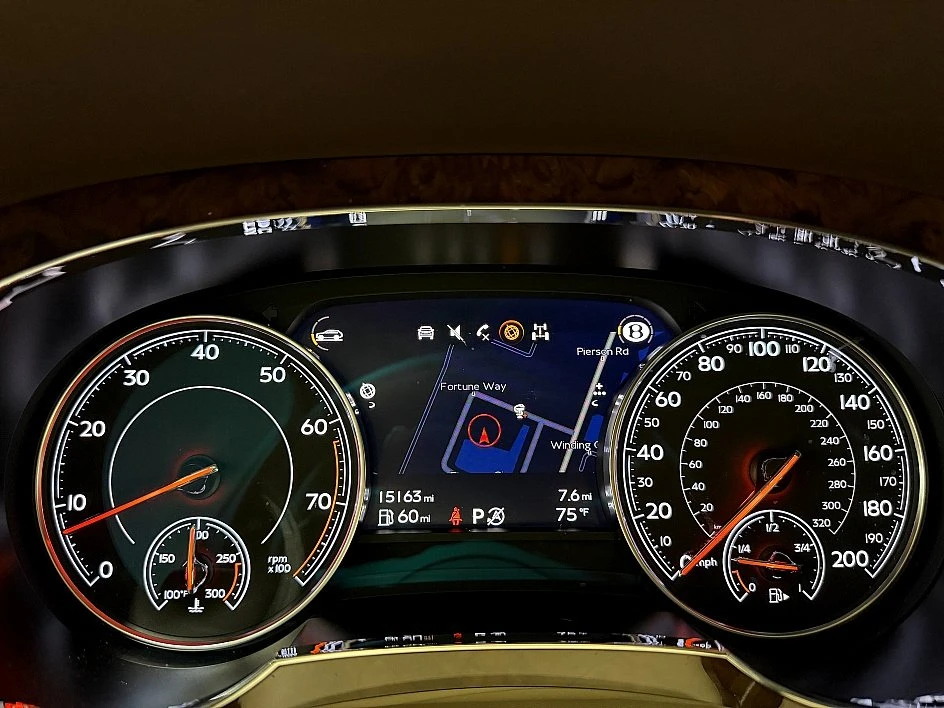2017 Bentley Bentayga - Image 12 of 20