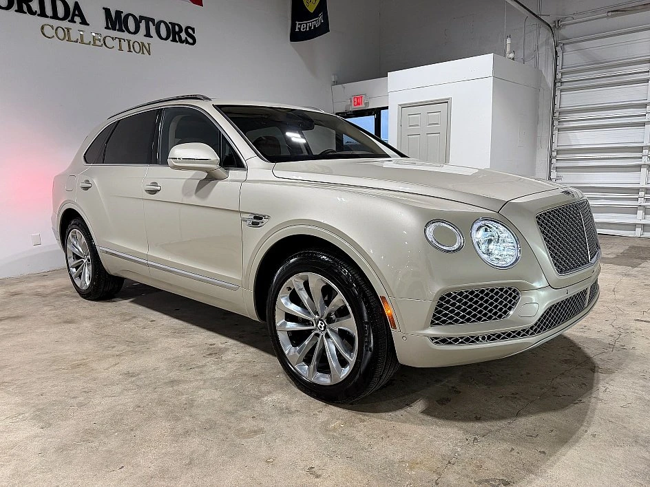 2017 Bentley Bentayga - Image 8 of 20