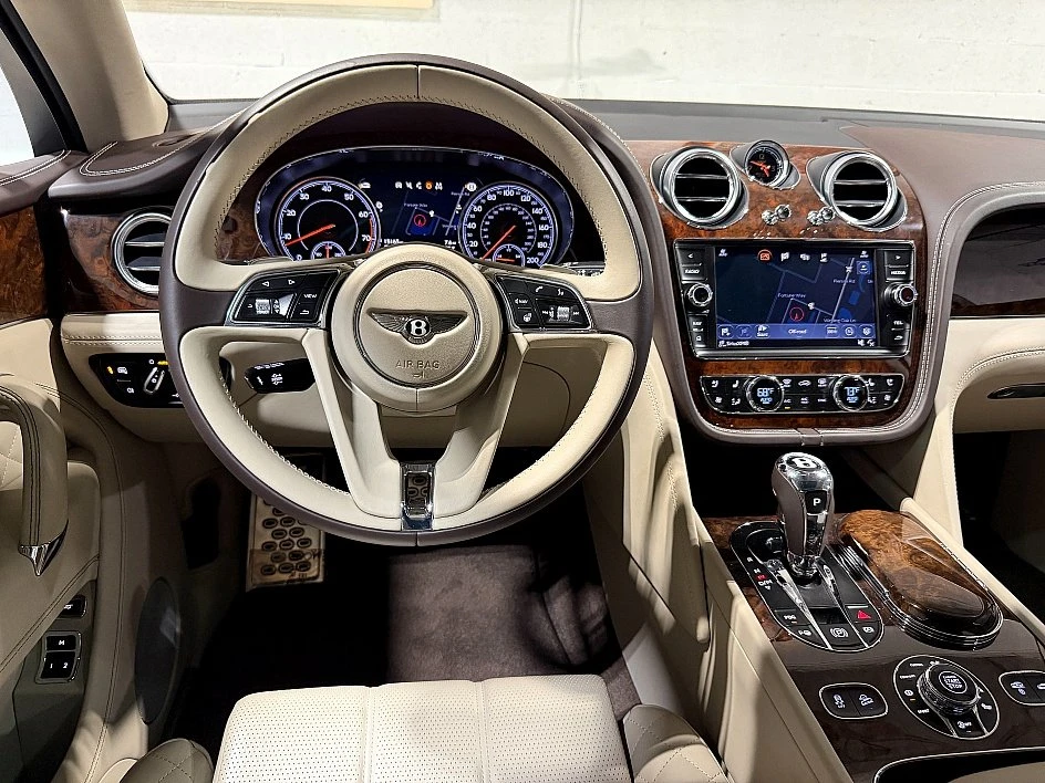 2017 Bentley Bentayga - Image 11 of 20