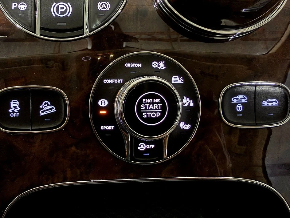 2017 Bentley Bentayga - Image 13 of 20