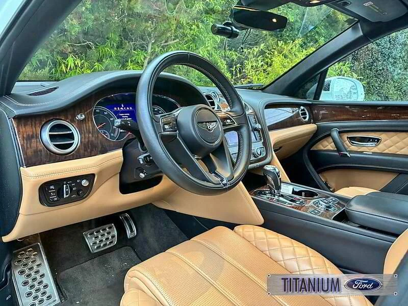 2017 Bentley Bentayga - Image 5 of 8