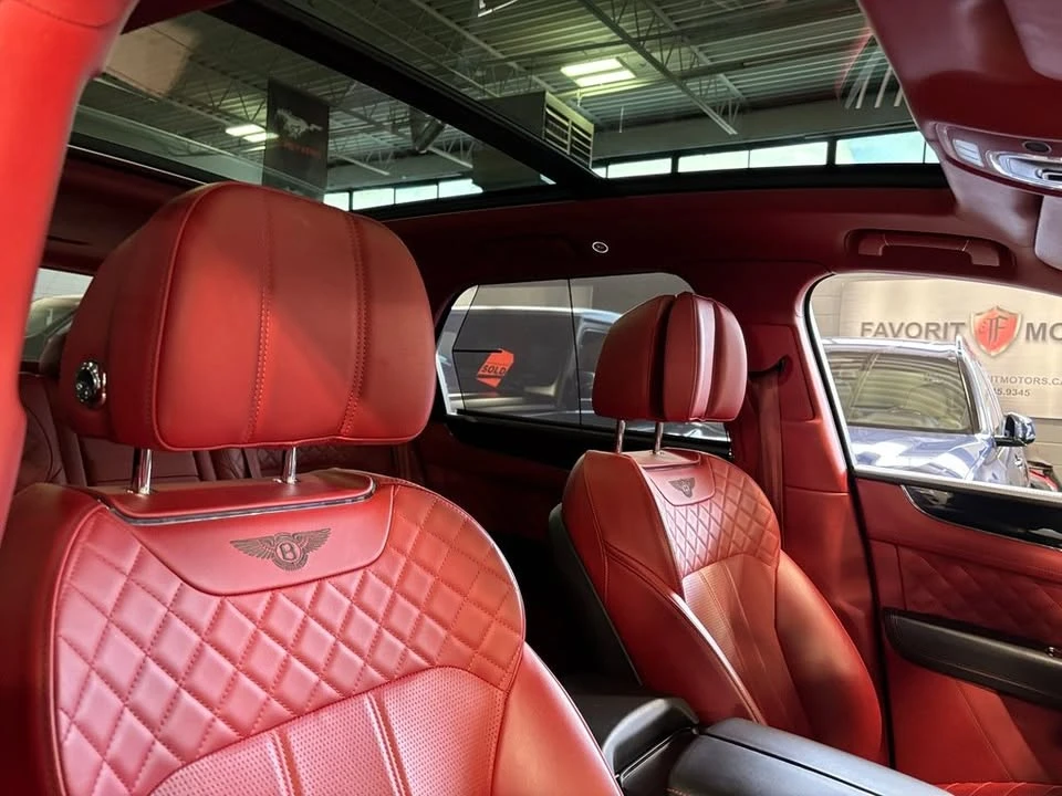2017 Bentley Bentayga - Image 15 of 19