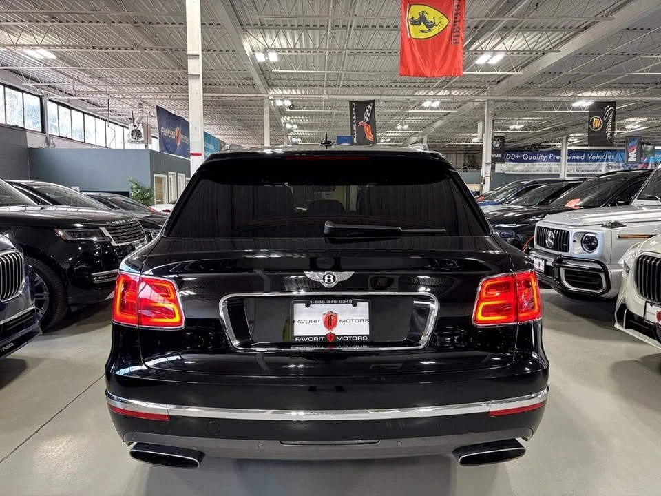 2017 Bentley Bentayga - Image 5 of 19