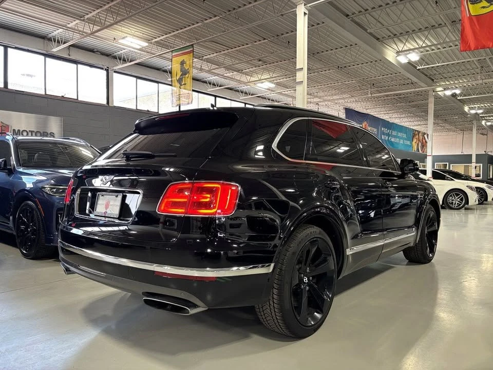 2017 Bentley Bentayga - Image 4 of 19