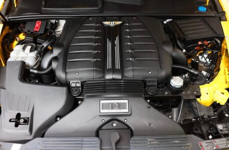 2017 Bentley Bentayga - Image 10 of 12