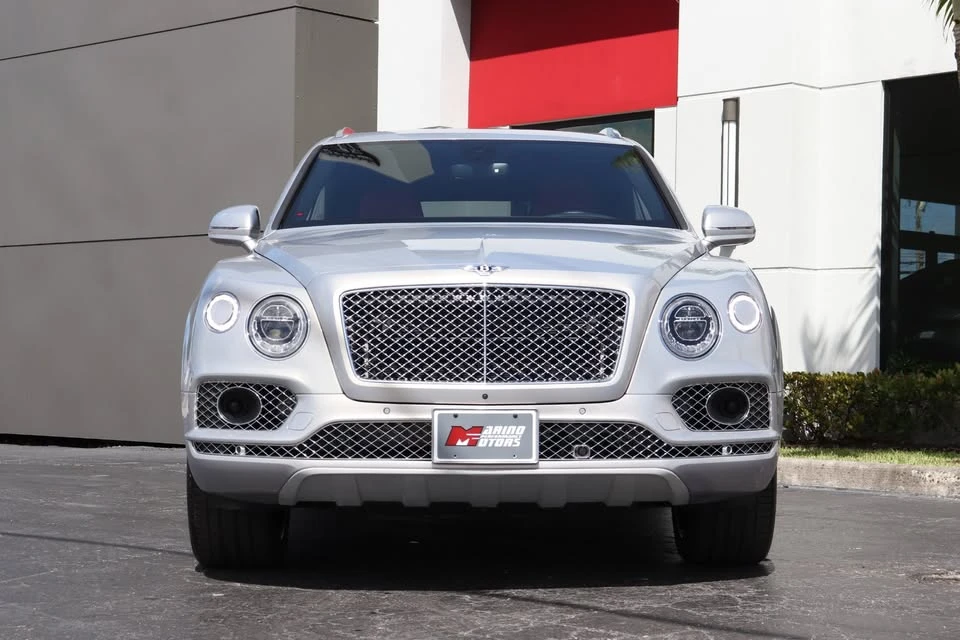 2017 Bentley Bentayga - Image 8 of 18