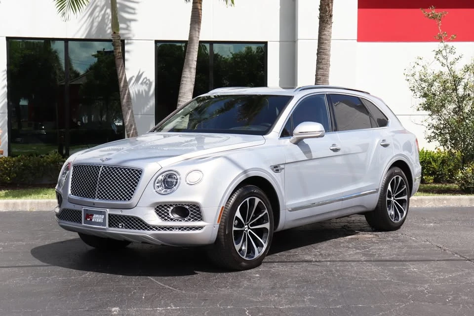 2017 Bentley Bentayga - Image 3 of 18