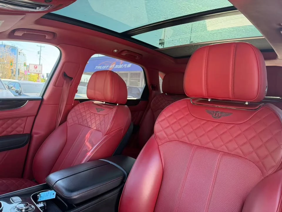 2017 Bentley Bentayga - Image 8 of 19