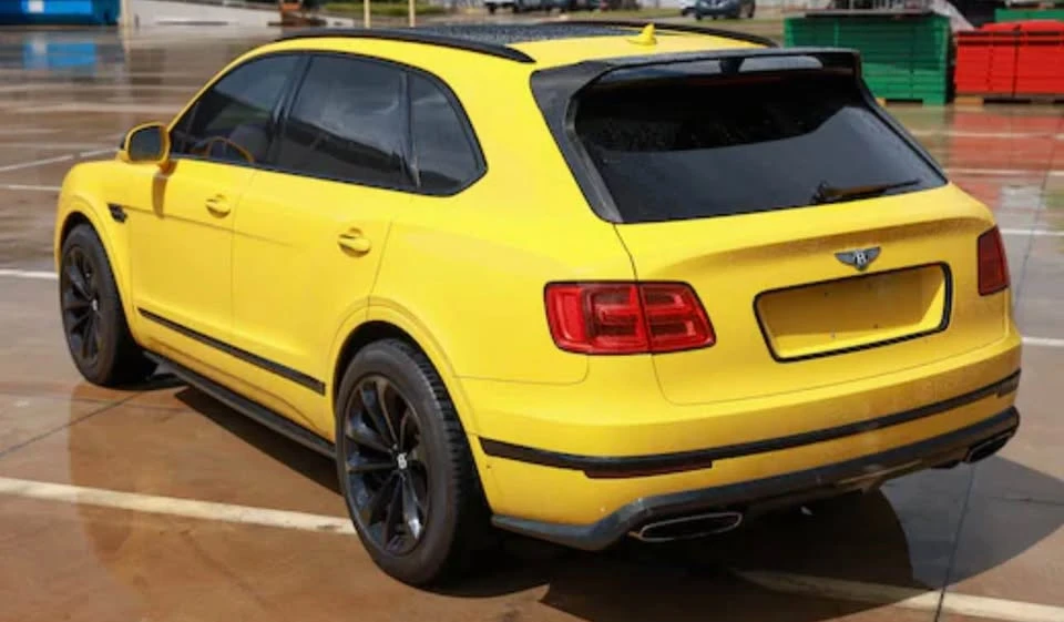 2017 Bentley Bentayga - Image 12 of 18